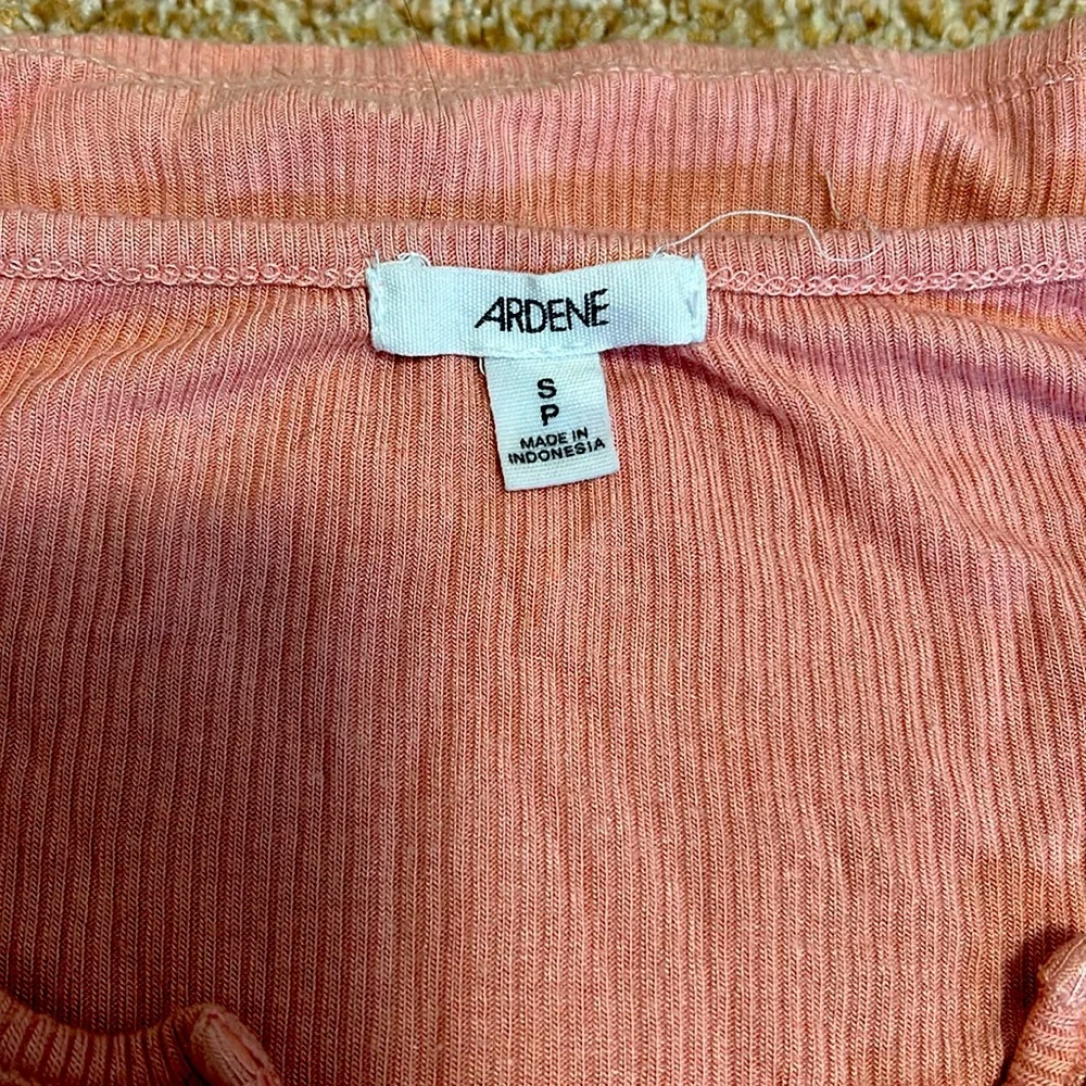 Cropped Ribbed Tshirt - Picture 2 of 2